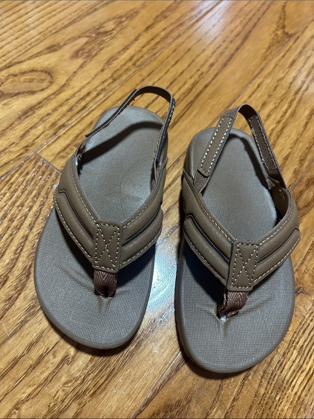 Kids Brown Adjustable Back-Strap Flip Sandals (Never worn)